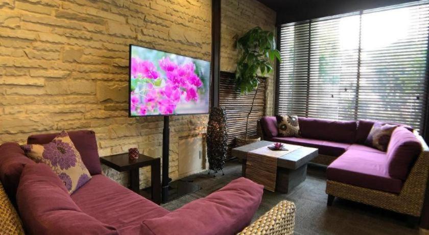 Bougainvillea Akebonobashi Hotel 2*