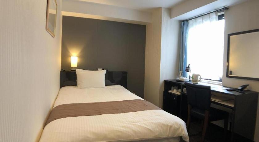 Bougainvillea Akebonobashi Hotel 2*